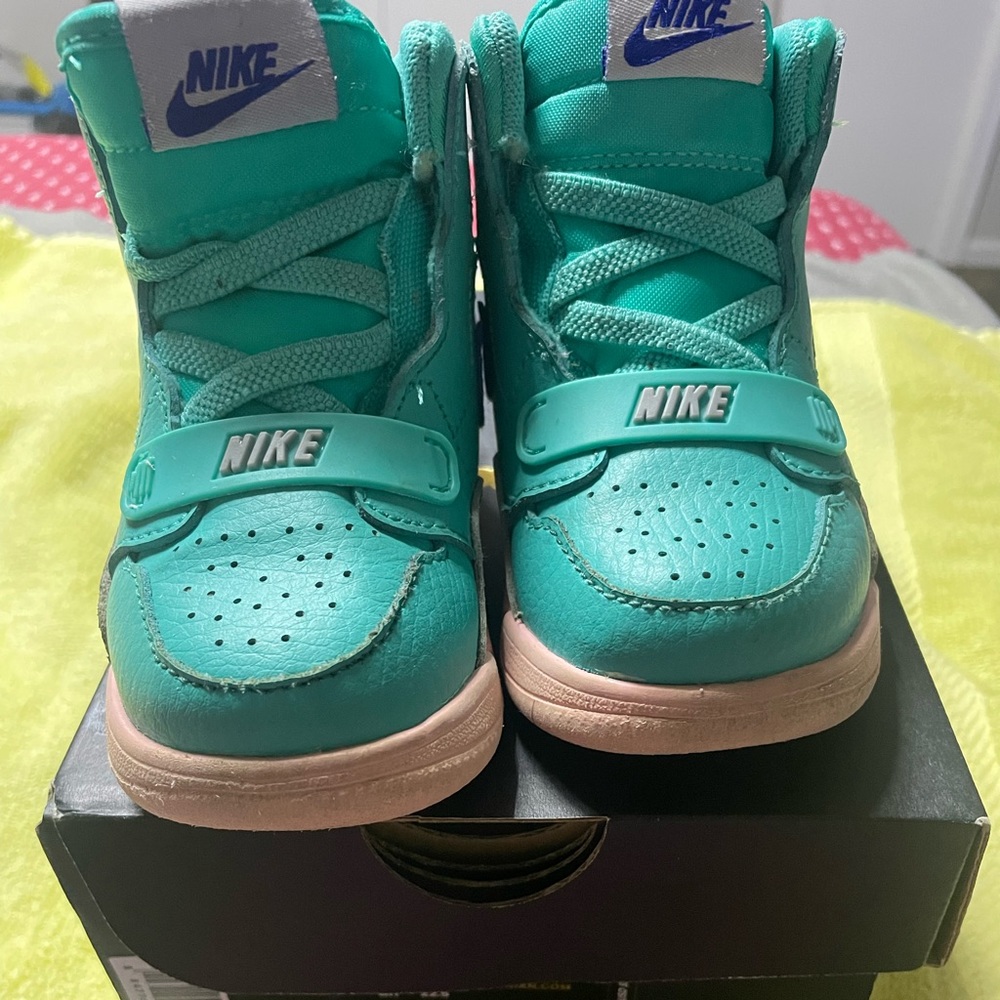 Toddler girl Jordan 7c
